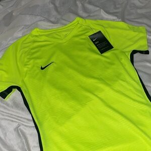 Women’s New with tag Nike Sports Top